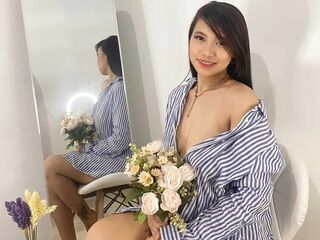 camgirl playing with sex toy AickoChann