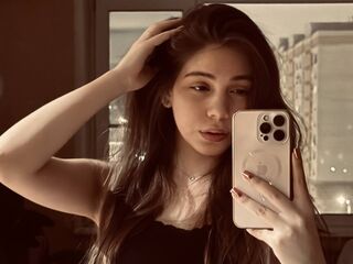 cam babe AlishiaCowlin