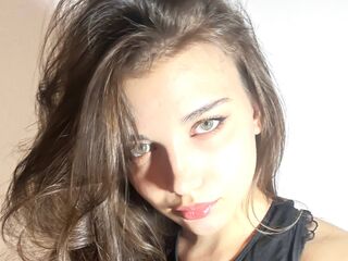hot camslut BriandaLudwic