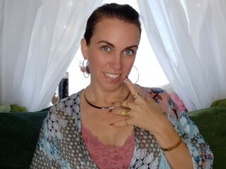 chat with cam DaishaSweet