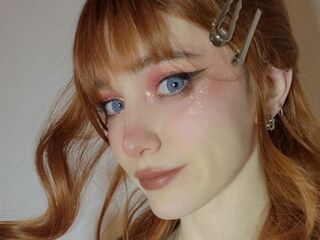 camwhore masturbating with dildo DonetteGago