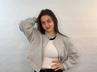 naked webcam girl video ElaraWhitmoren
