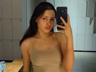 naughty cam girl masturbating with dildo JohanaSpagnolia