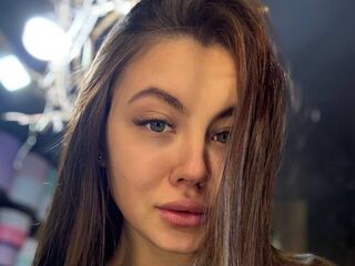 free nude live show LinNova