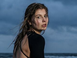 babe web cam MilaOlivers