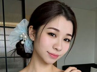 girl webcam show QinWeiwei