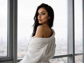 cam RoxAnne