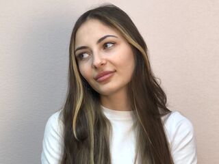 camslut spreading pussy ZanaBaerman