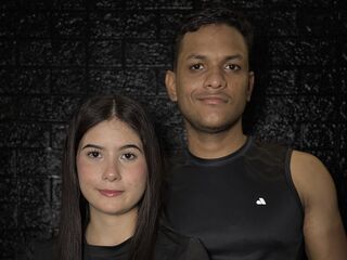 live couple fuck GretelAndHansel