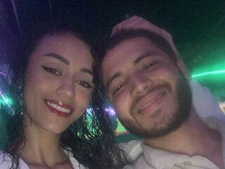 voyeur webcam MaxandAbby