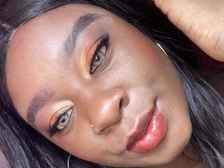 latex webcam girl YaraGwen