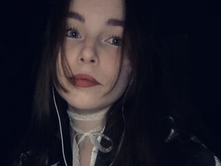 free camsex AdelinaMorris