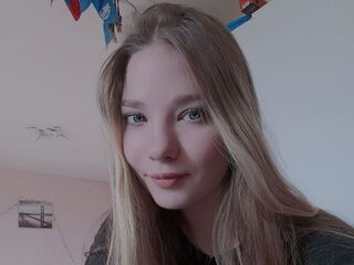 sexy webcam girl AlodieBrainard