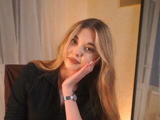 hot cam girl spreading pussy AlonaYouell