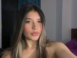 naked camgirl masturbating with dildo AmberEliza