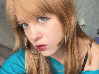 spy webcam AmberLune