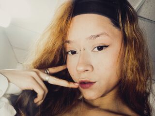 hot cam girl fingering pussy AnnyWillians