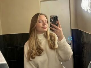 adult cam live AryaThomas