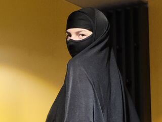 naughty webcamgirl BiaBlack