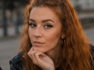 adult cam show BonnieHansen