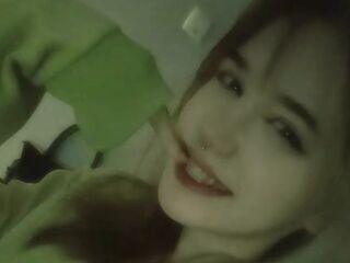 camgirl showing pussy CamelliaVega