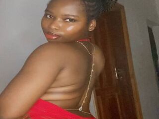 live webcam performer CaramelDaisy
