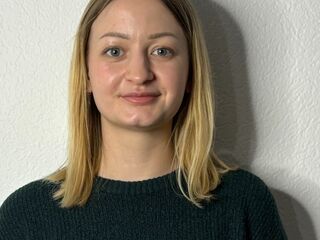 naked girl with cam masturbating CarmeliaRihner