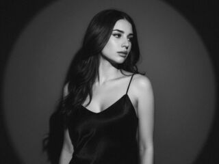 naughty cam girl CharlaDaponte