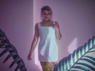 hot naked camgirl CholeGrimmie