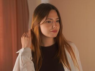 hot cam girl spreading pussy CletaEsson