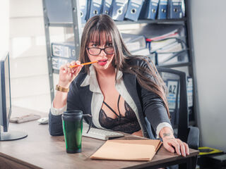 dirty live cam CloeVergara