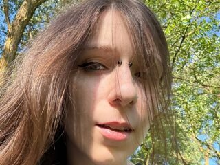 fingering camwhore CordeliaHelmig