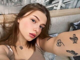 camgirl playing with dildo DahliaSackey