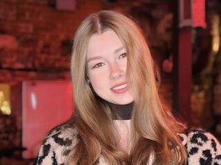 naughty camgirl picture DainaThroneberry