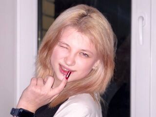 beautiful webcam girl DaisySponholz