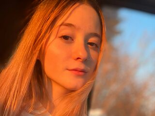 girl topless chat DarlenaBallew