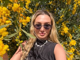 shower sex webcam DelaineClowerd