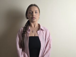 naked webcam girl photo DelenaCouts