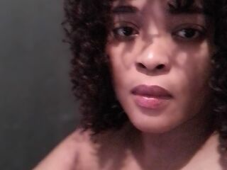 nude web cam DelicateDiamond