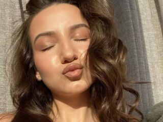 webcamgirl videochat DinaSweeny