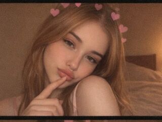 camwhore naked ElaraWinslow