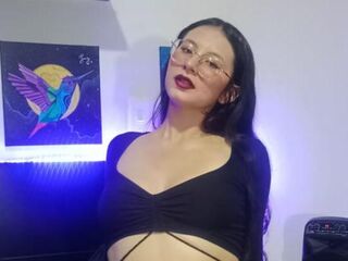 webcamgirl sexchat EmberCullen