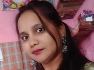 naughty EmiliaWalker