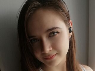 jasmin cam slut EmilieMollo