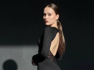 webcamgirl sexchat EmilyGiffin