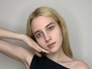 hot cam girl fingering pussy EmmaHurriet