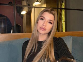 live sex cam photo EmmyRamsdell