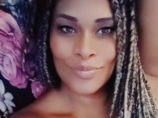 camgirl playing with sextoy EvelyneFernanda