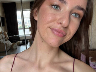 camwhore shaved pussy GingerWareham