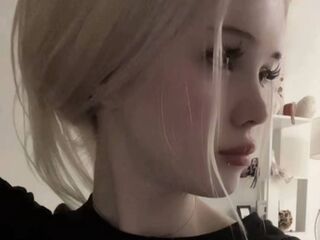 adult web cam HeatherHeinitz